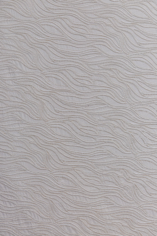 S0612 SIMIL LINO BORDADO CON HILOS DE LUREX, CANUTILLOS Y PERLAS