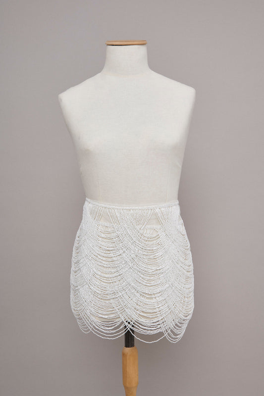 S0586 Aplique de tul bordado con mostacillas off white
