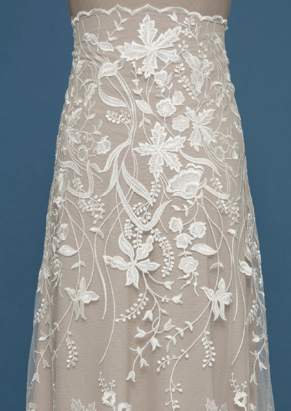 S0472 TUL BORDADO CON FLORES