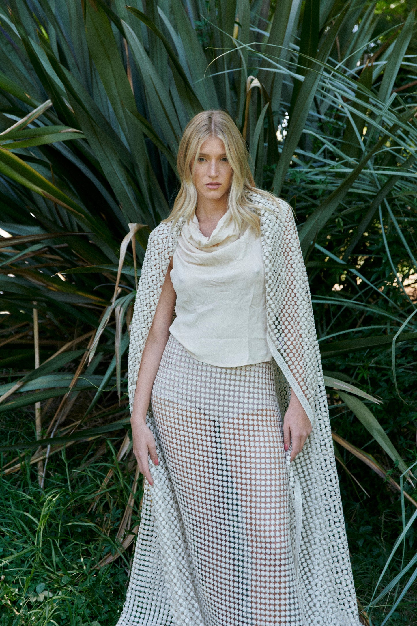 S0566 - GUIPIURE CON HILOS DE LUREX