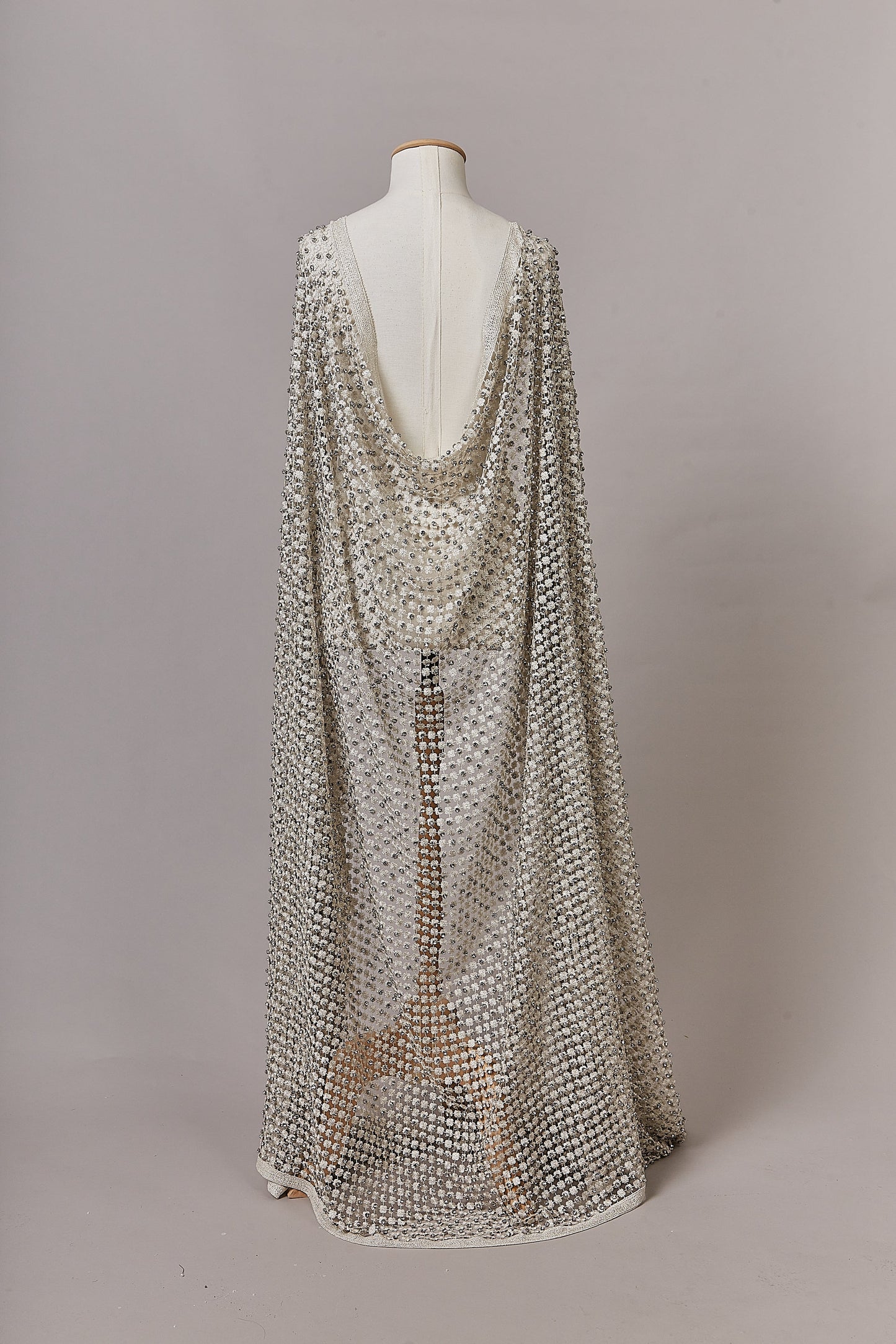 S0626 GUIPIURE BORDADO CON HILOS DE LUREX&nbsp; Y STRASS