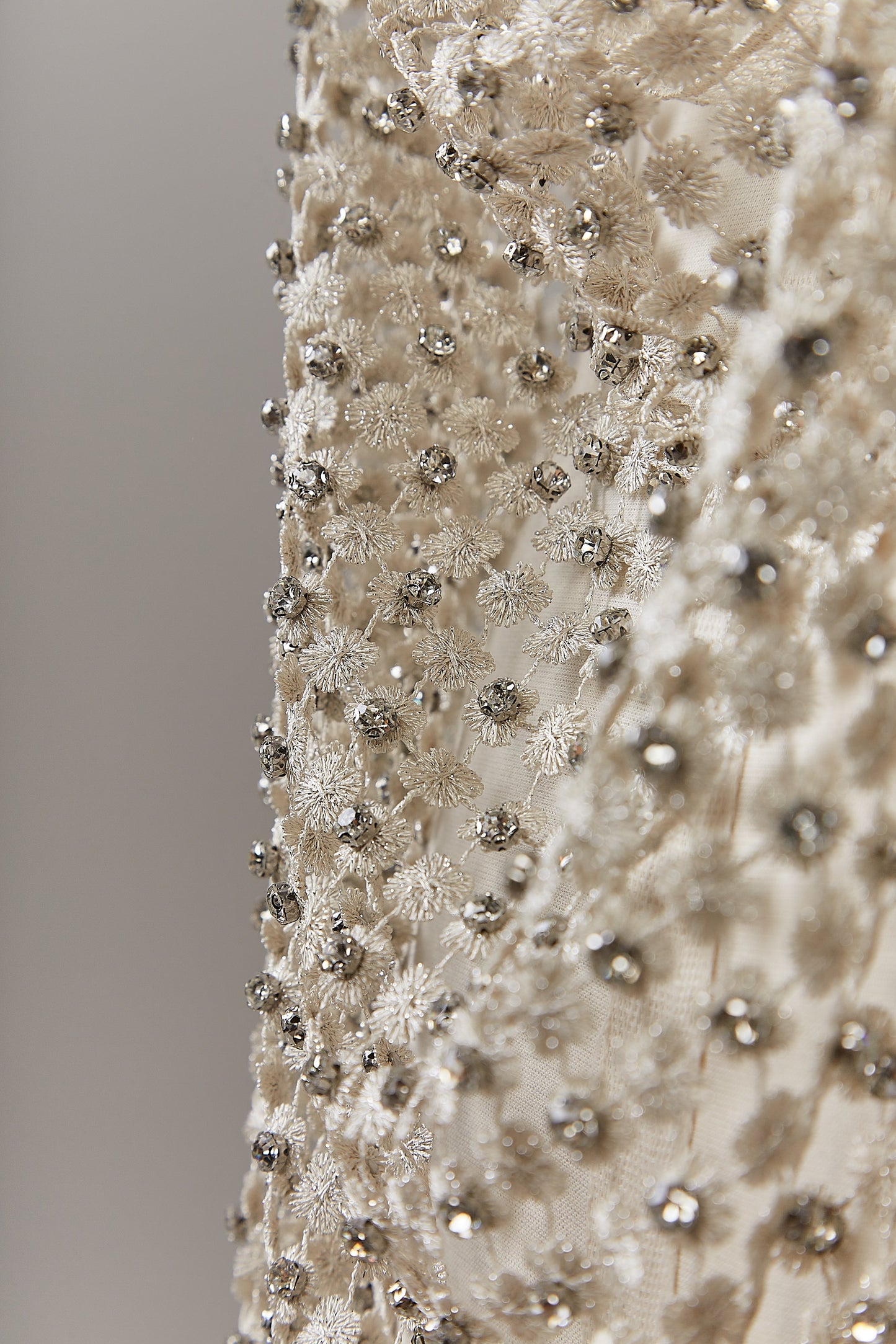 S0626 GUIPIURE BORDADO CON HILOS DE LUREX&nbsp; Y STRASS