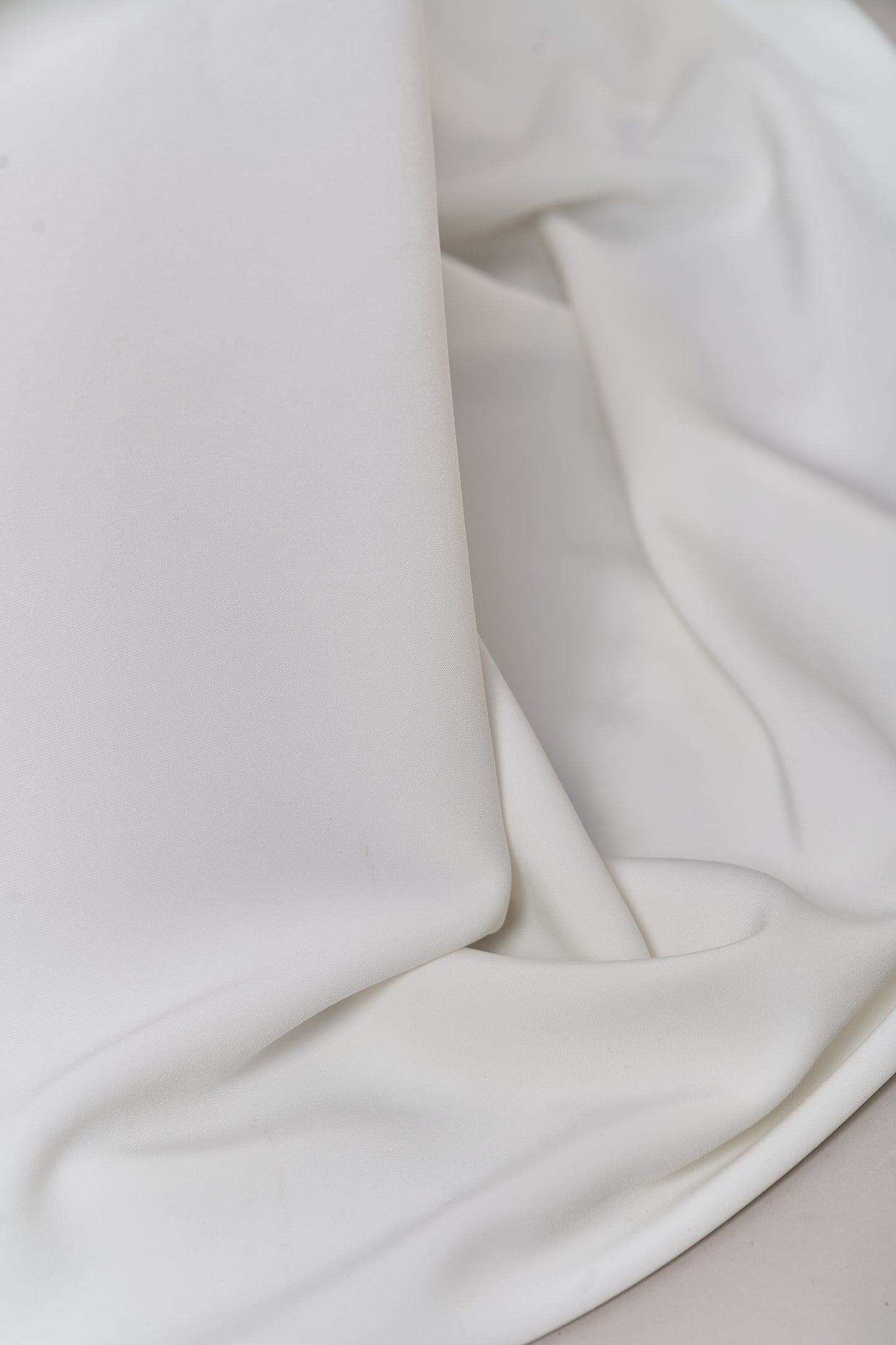 S0690 CREPE SATIN OPACO
