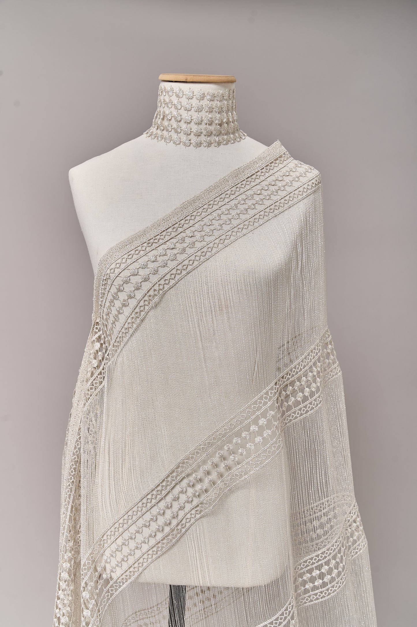 S0717 - GUIPIURE CON LUREX SILVER