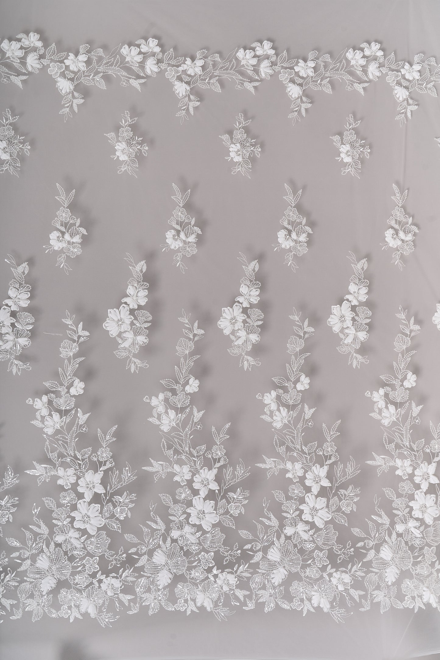 S0689 TUL BORDADO