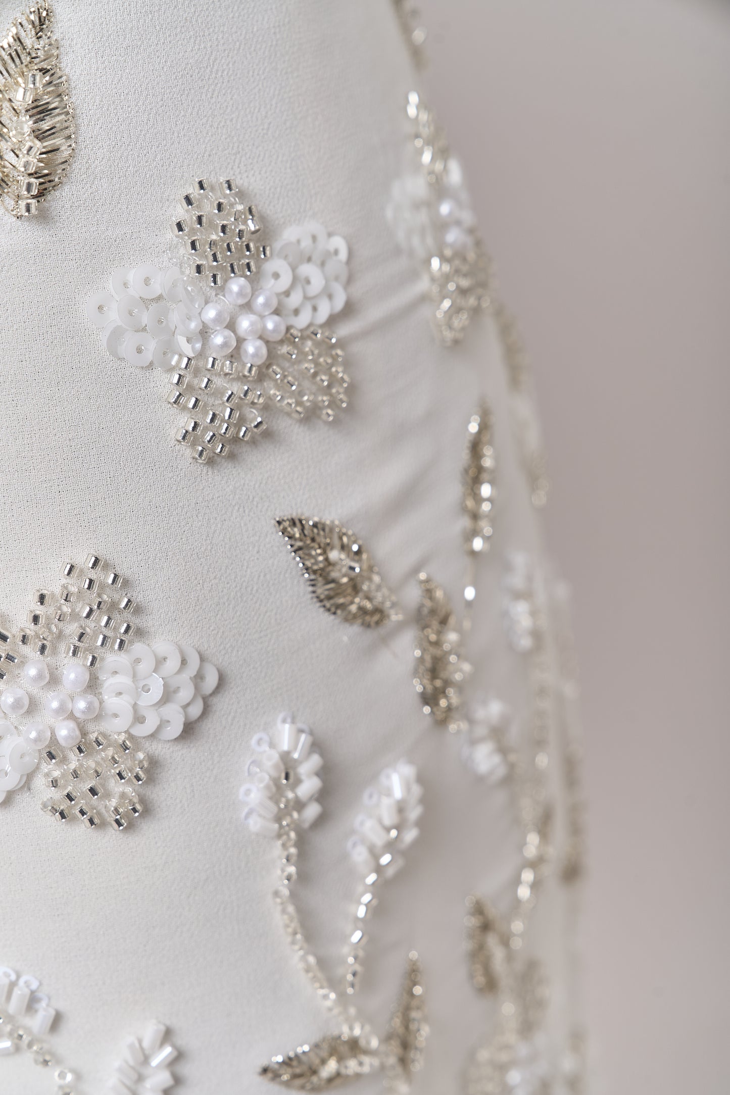 S0710 GASA BORDADA