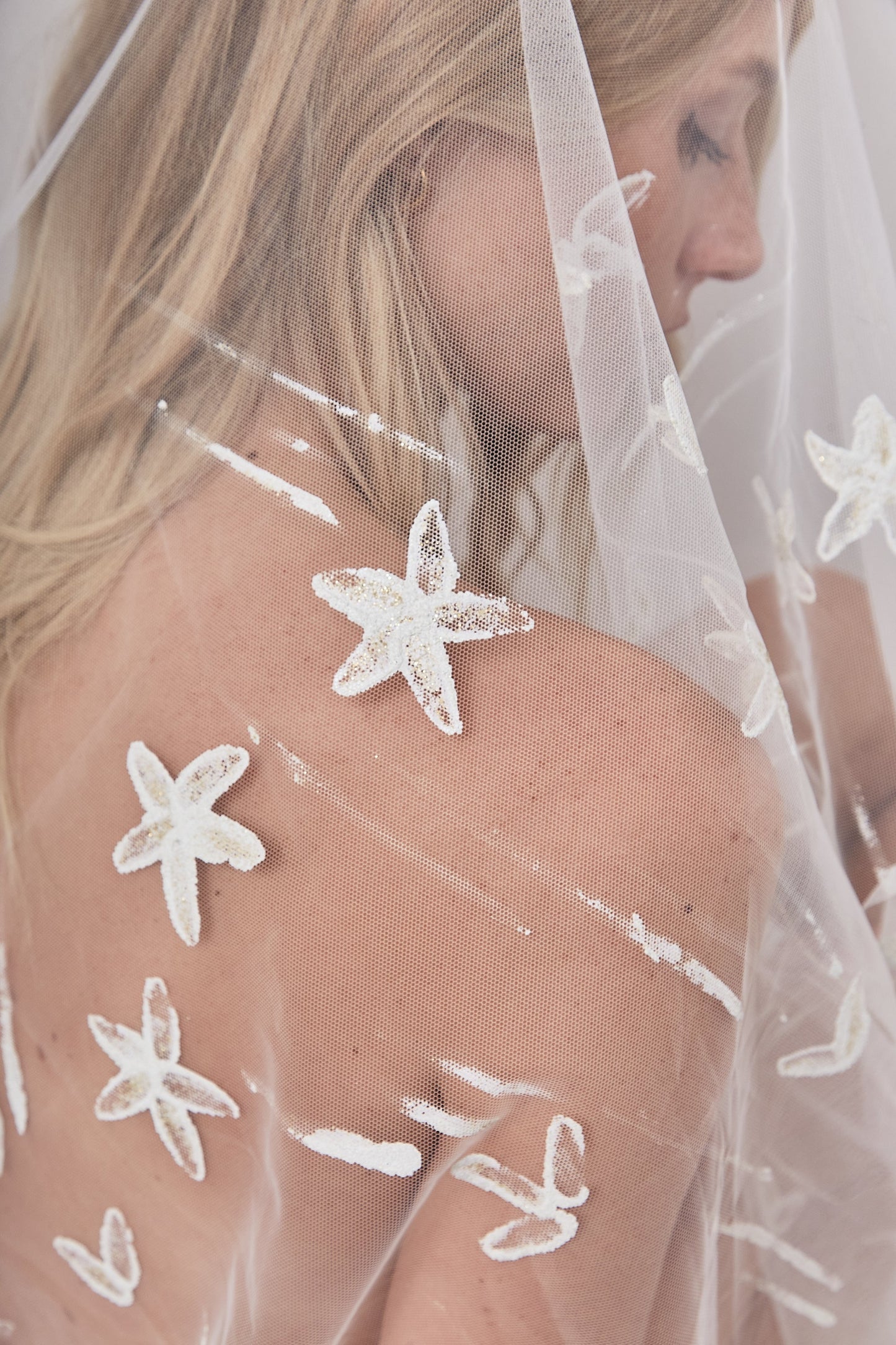 S0639 TUL CON FLORES PINTADAS A MANO